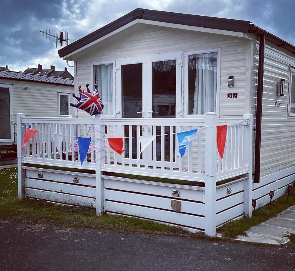 Powys 37 Hotel Borth Bagian luar foto