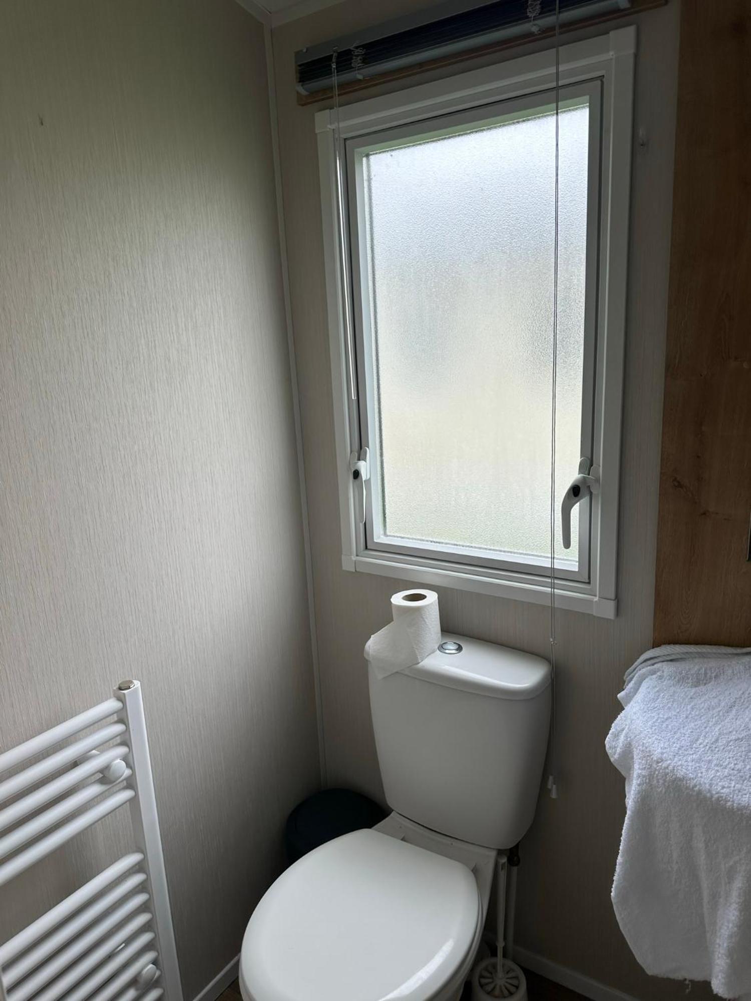 Powys 37 Hotel Borth Bagian luar foto